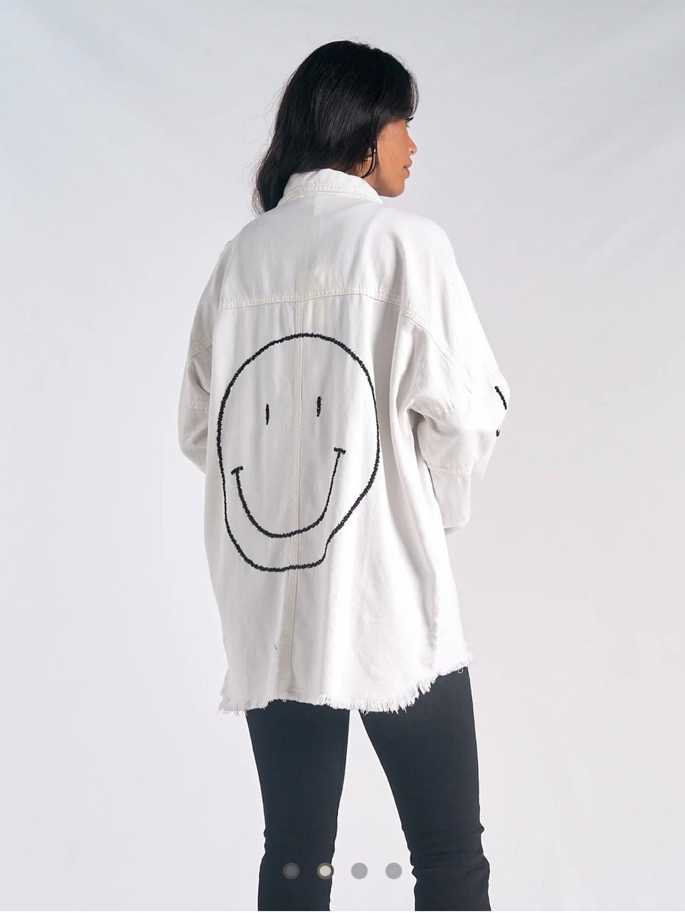 Elan‎ Smiley Dolly Oversized  Shacket Jacket.  White Oversized Smile Back Jacket